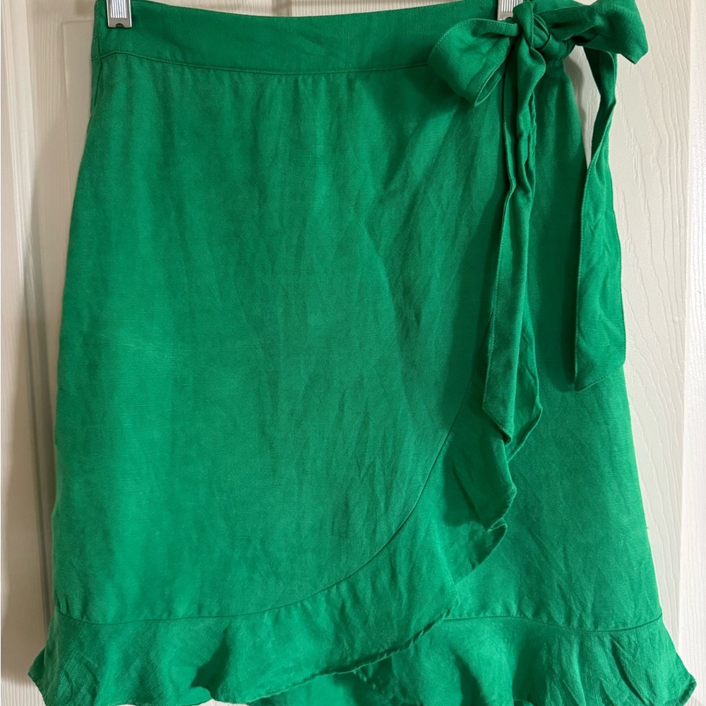LOFT Vibrant Green Asymmetrical Skirt